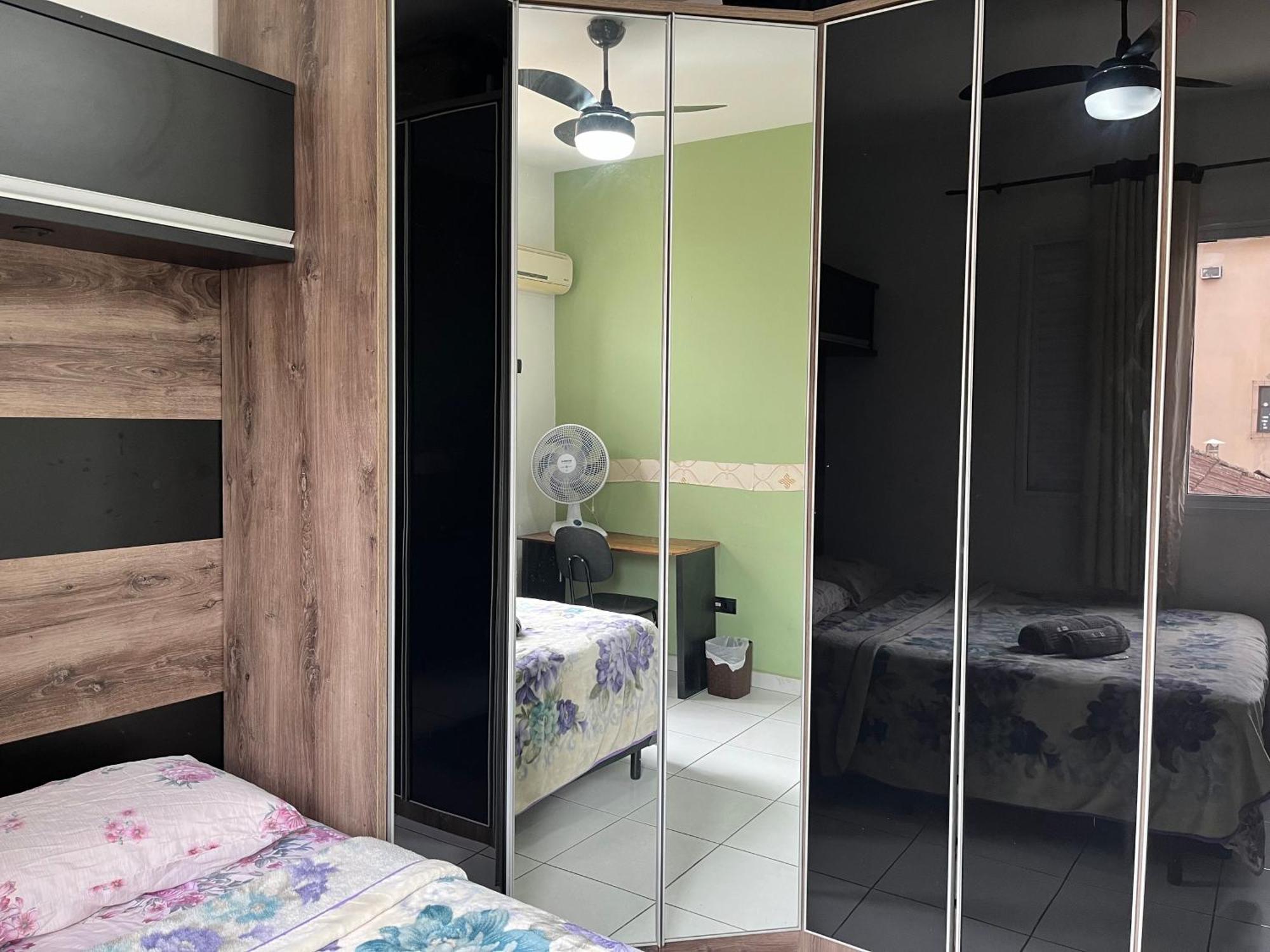 Quartos Na Praia - Cozinha Compartilhada, Self Check-In, Wifi, Proximo A Praia Сантос Экстерьер фото